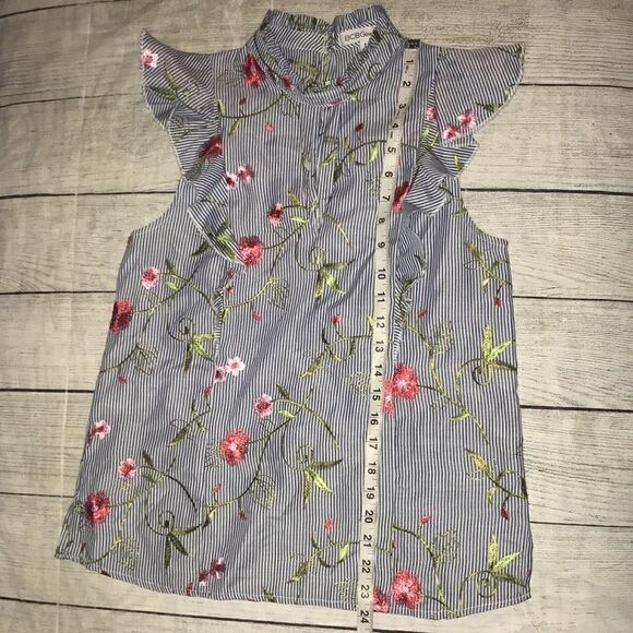 BCBGeneration Sleeveless Ruffle Embroidered Top - Picture 5 of 7